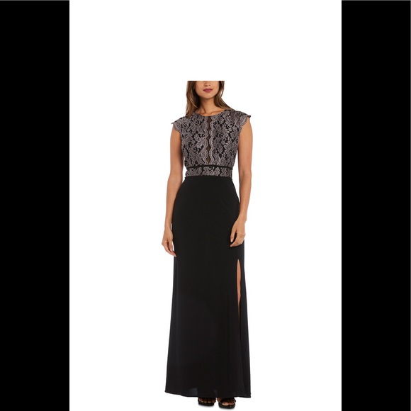 Morgan & Co. Dresses & Skirts - Morgan & Company
Juniors' Lace-Bodice Gown